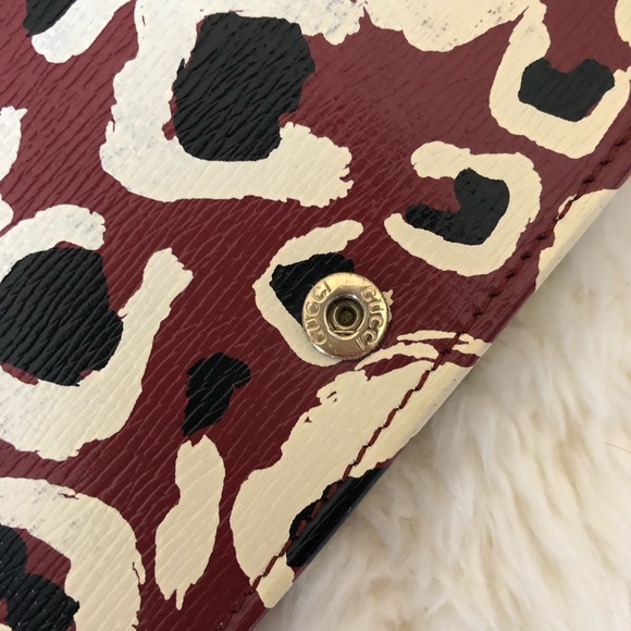 Gucci Leopard WOC - Picture 12 of 15